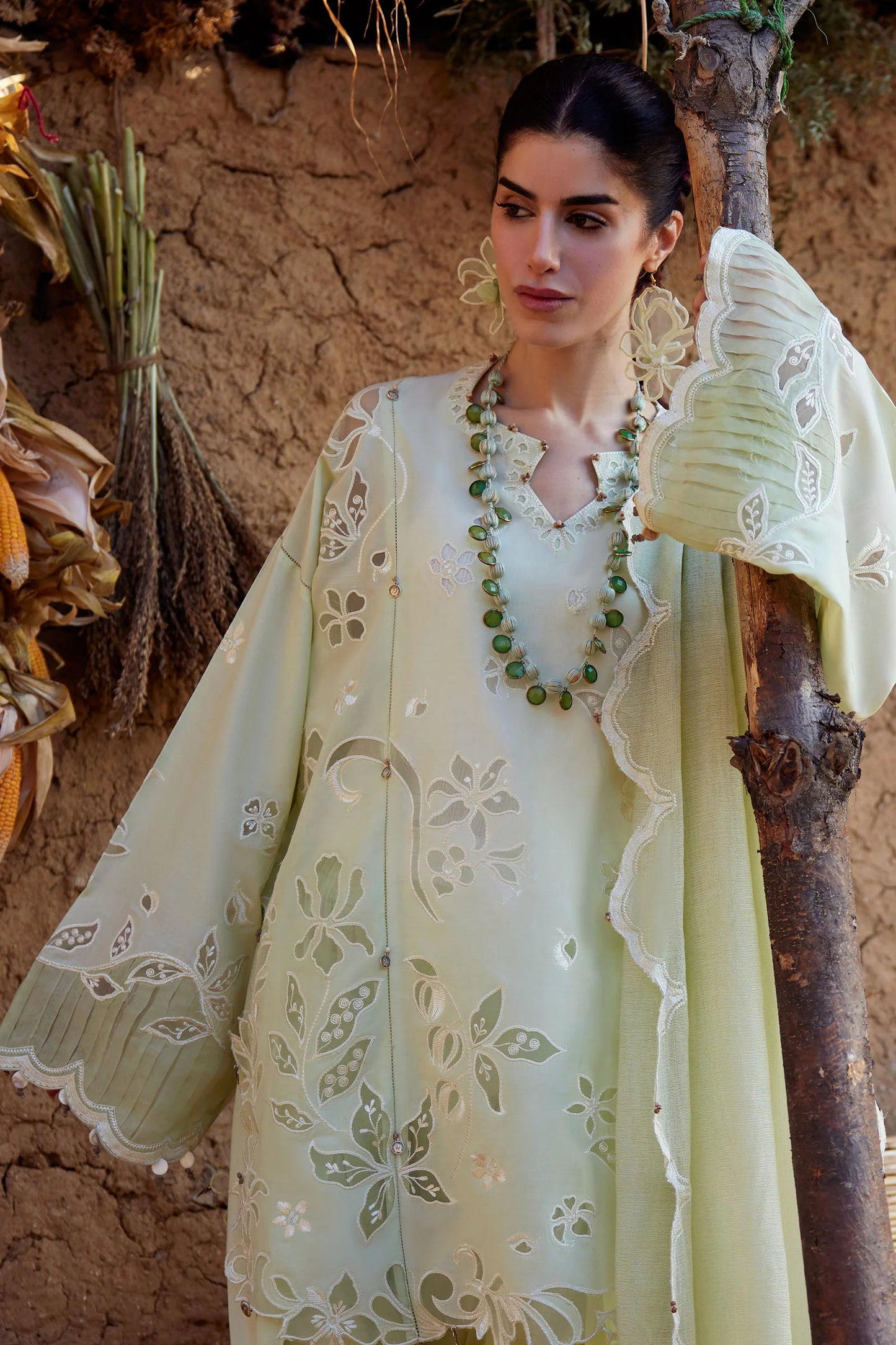 Zaha Lawn 2026 | ZL26-14 B