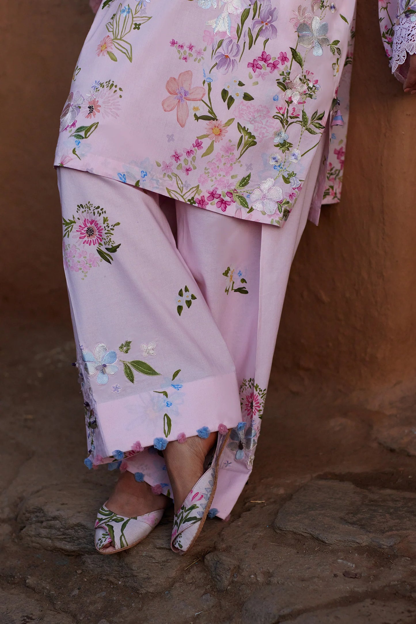 Zaha Lawn 2026 | ZL26-12 A