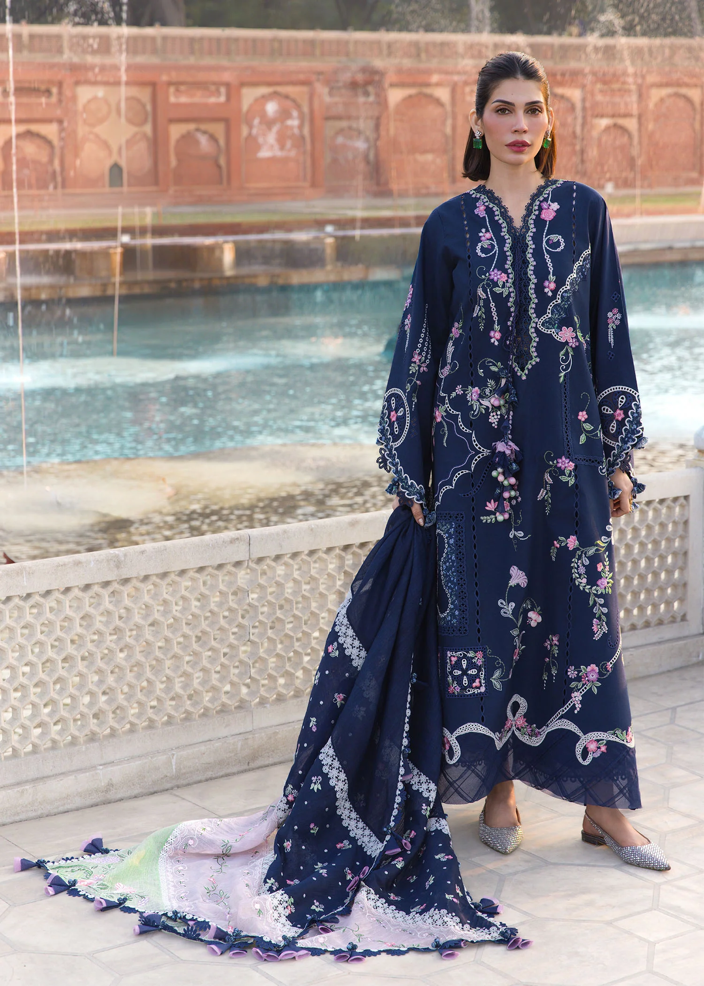 Crimson Luxury Lawn 2026 | OUT OF MANY HEARTS | D-7B