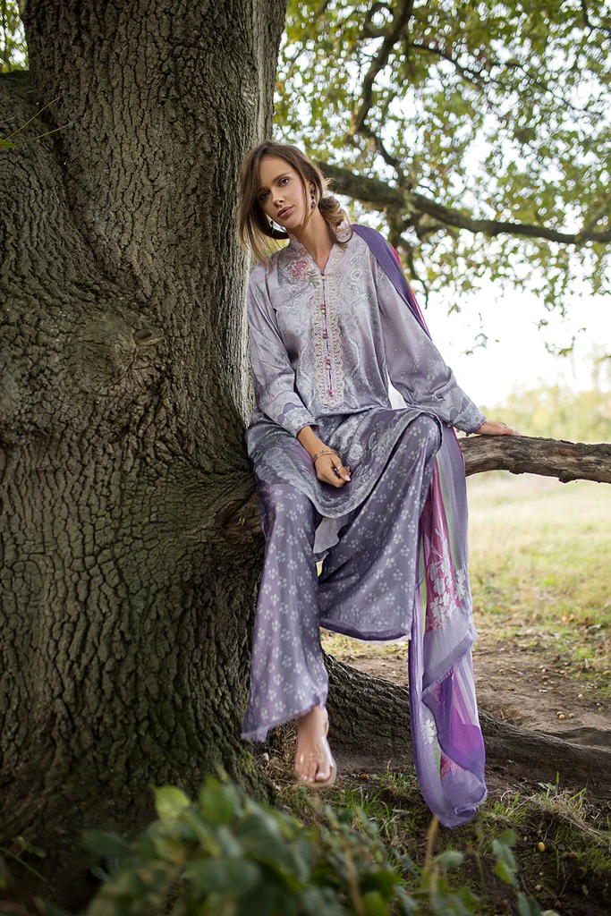 Sobia Nazir Satin Silk'25 | D-01