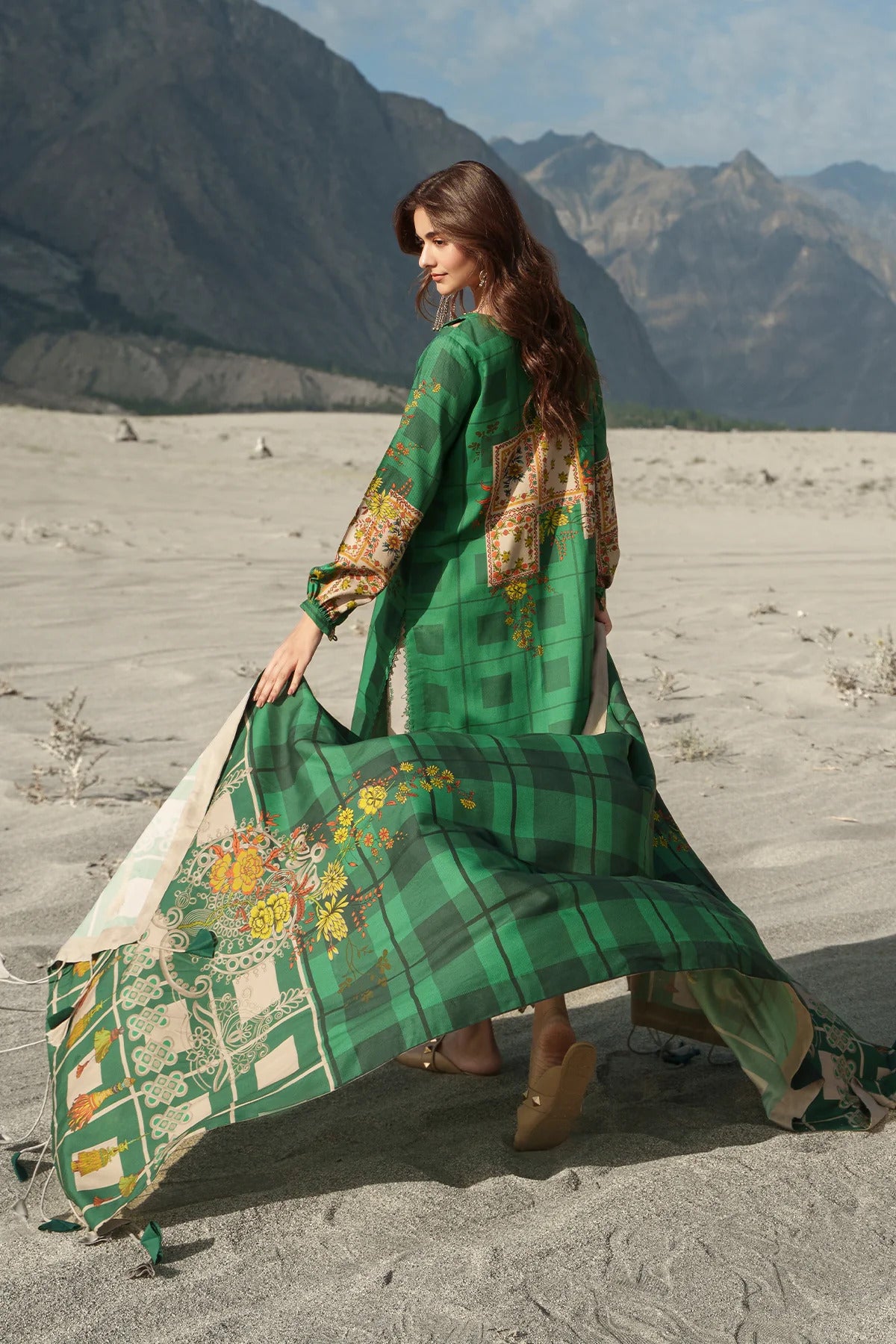 C Print Winter Vol-01 2026 by Charizma | CPW6-08