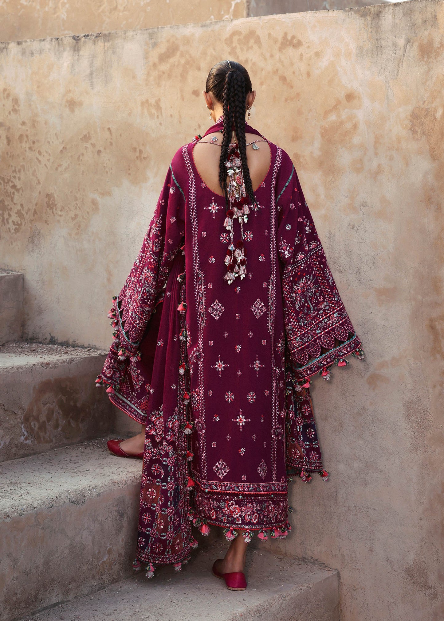 Hussain Rehar Karandi Unstitched 2025 | NARGIS