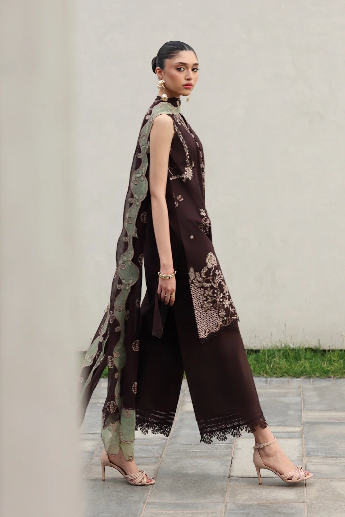 Qalamkar Qline Lawn 2026 Vol-02 | QKL-15 | YASRA