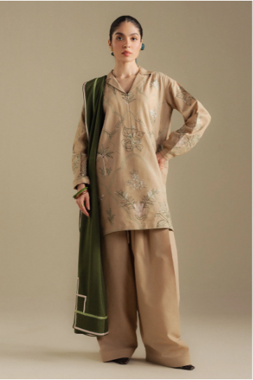 Coco By Zarashahjahan Winter 2025 | ZW25-01A | AMBER
