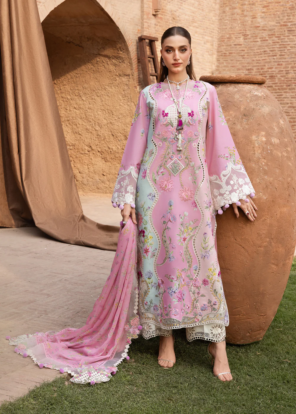 Saira Shakira Luxury Lawn 2026 | FAYE | D-7A