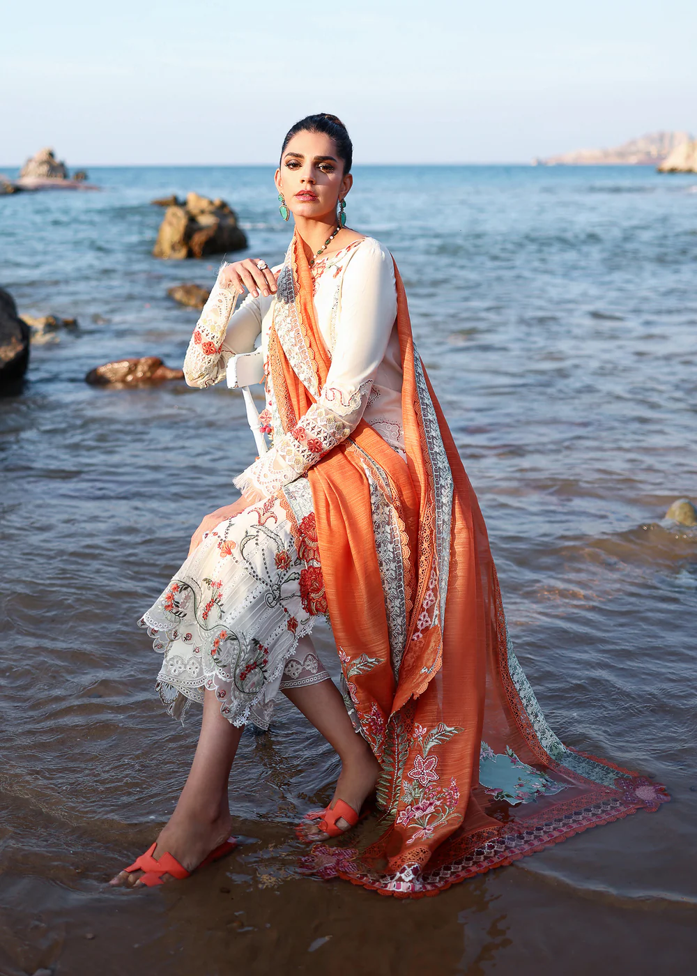 Saira Shakira Luxury Lawn 2026 | GIA | D-5A