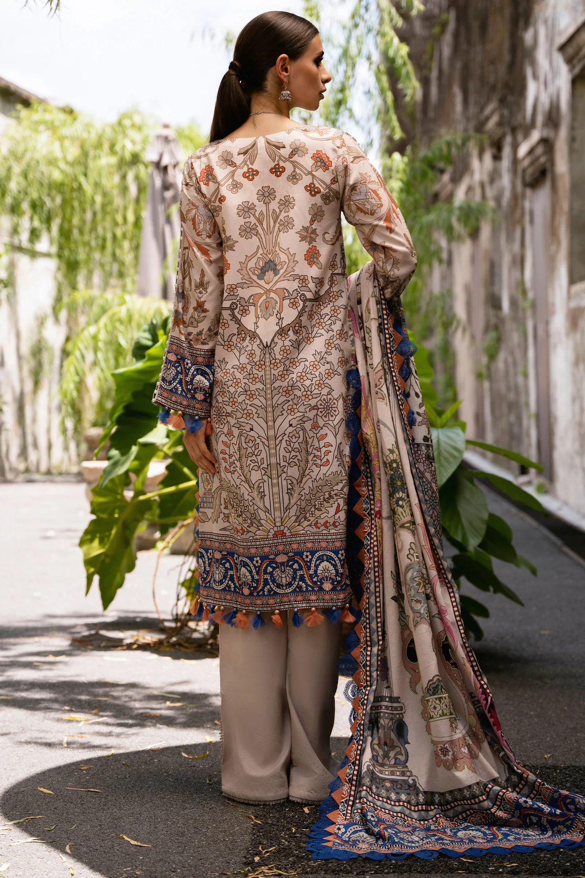 Jade Urbane Lawn Prints 2024 Vol-02 | 24-UDP lll-20583B