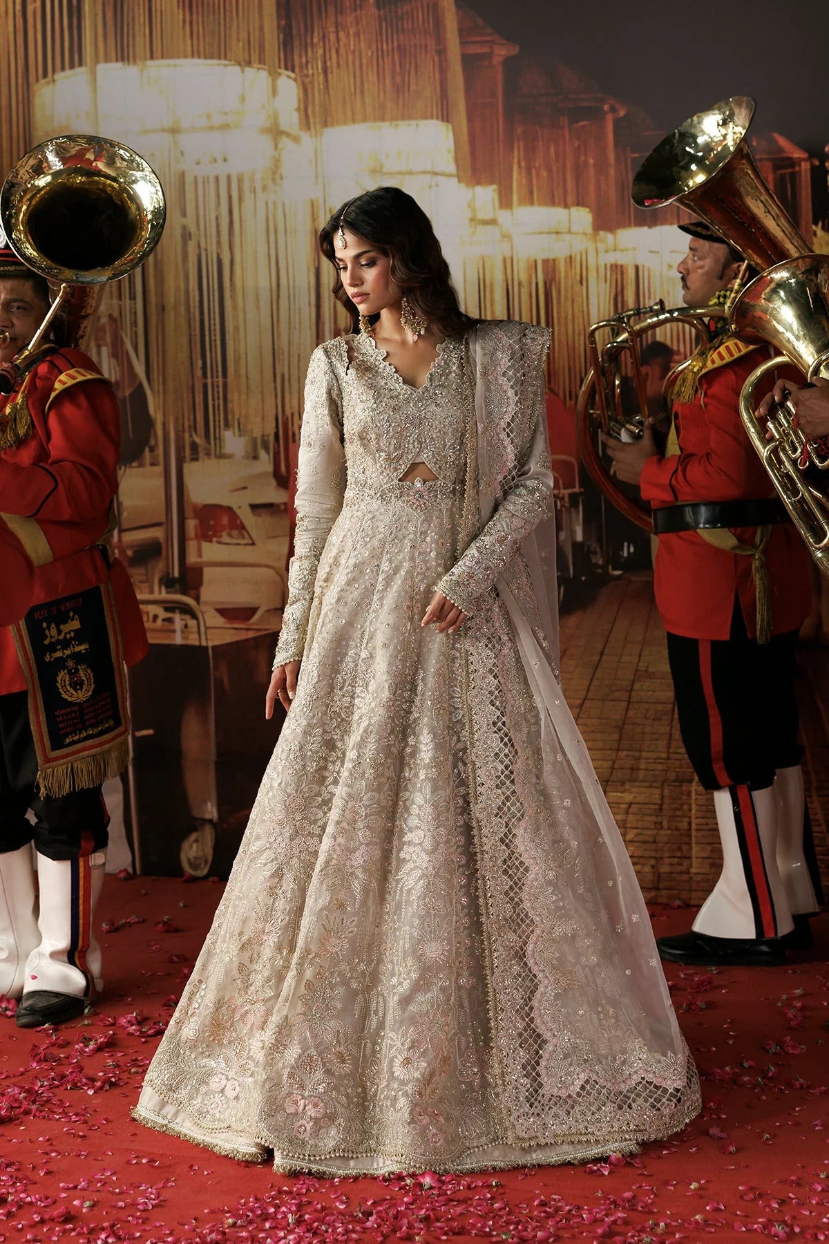 Afrozeh Shehnai Wedding Formals 2026 | MANNAT