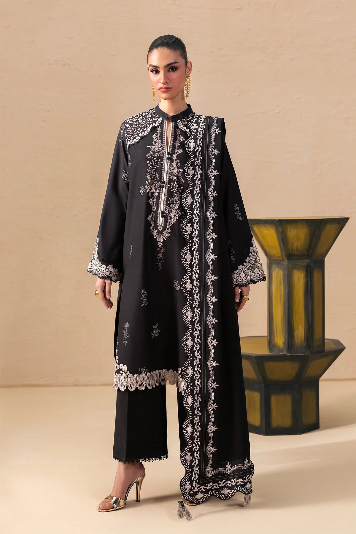 Qalamkar Qprints Winter 2026 | QPW-02A LAIZA