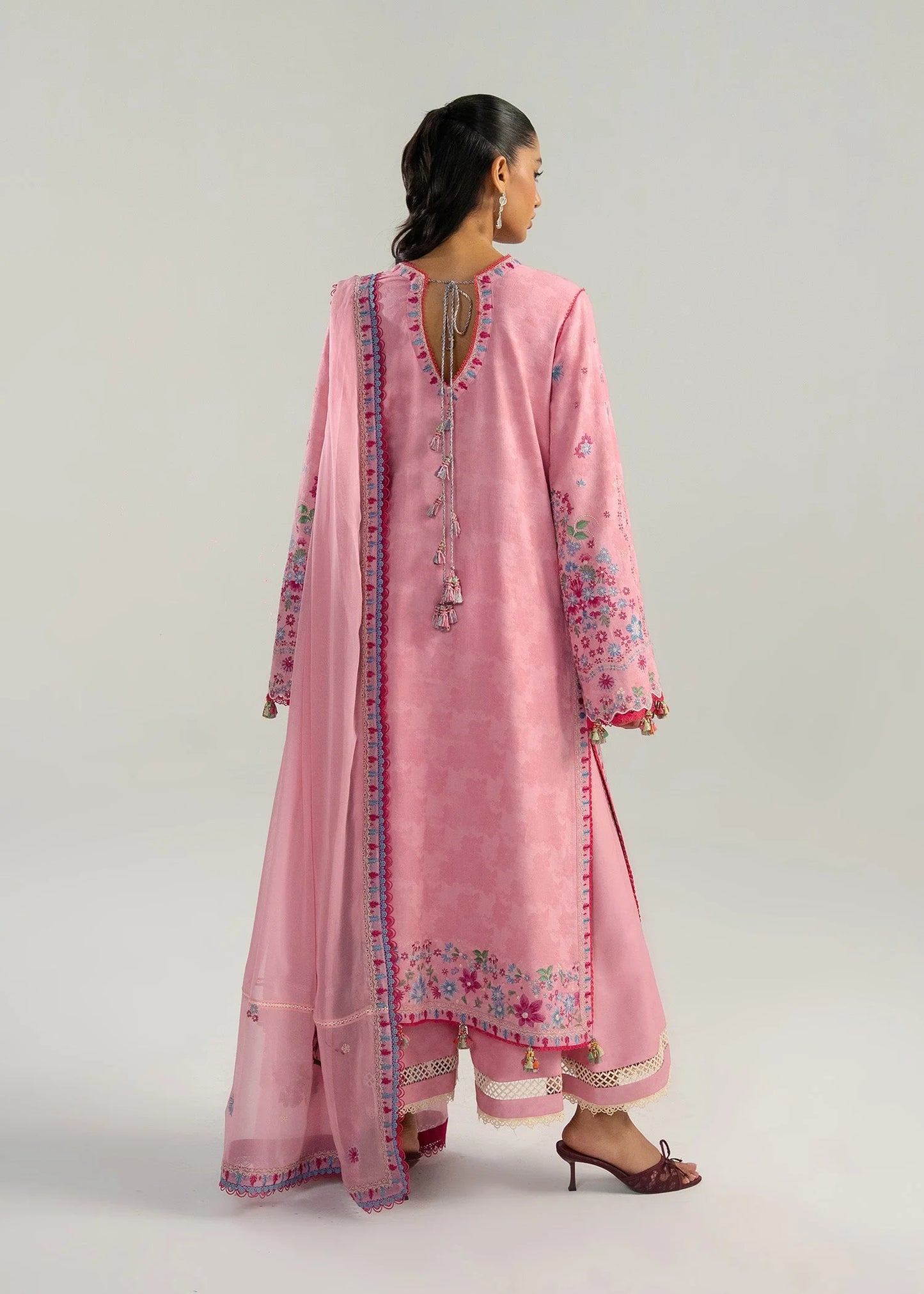Zan Lawn 2026 by Hussain Rehar || PEMBE
