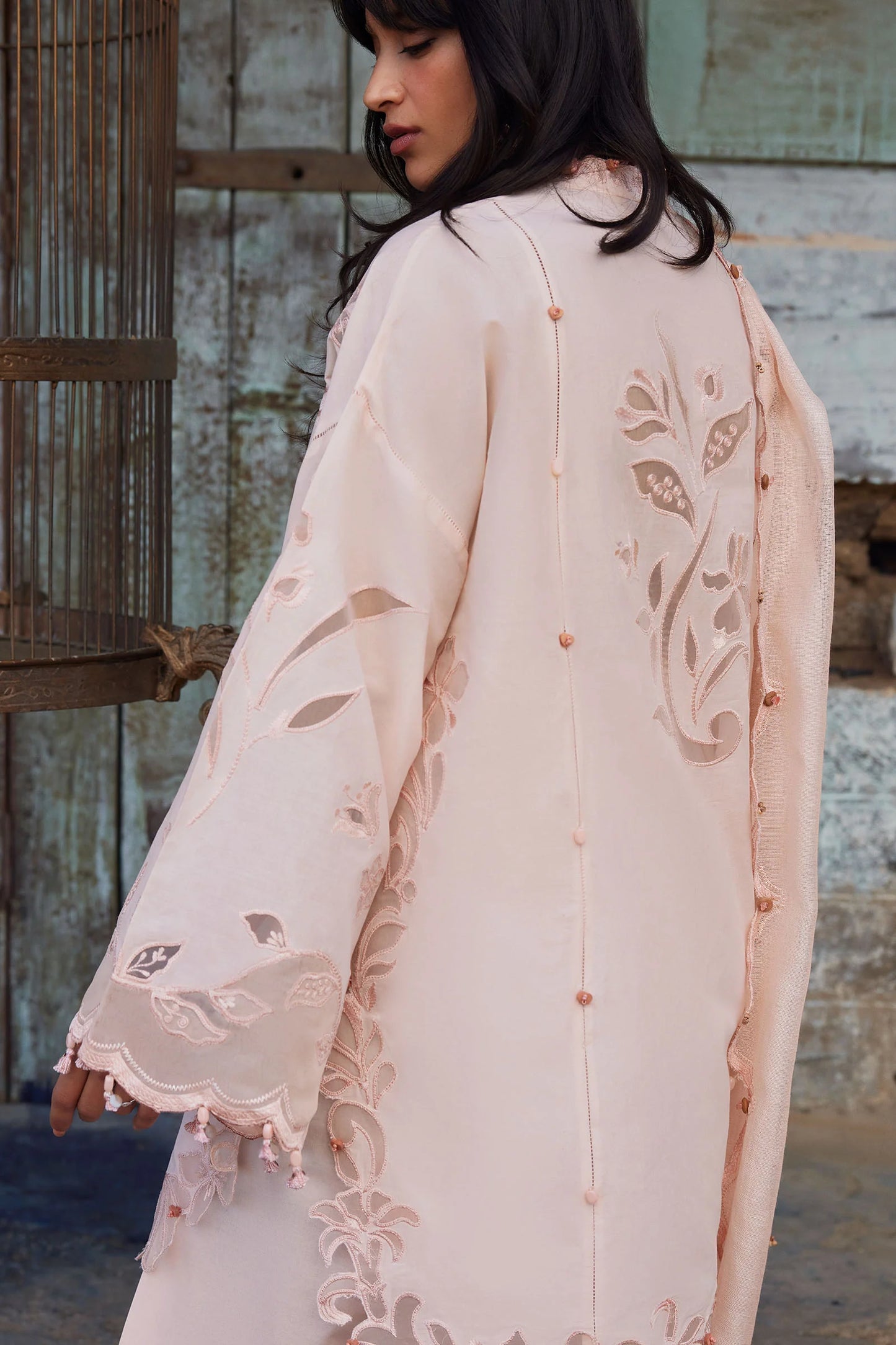 Zaha Lawn 2026 | ZL26-14 A