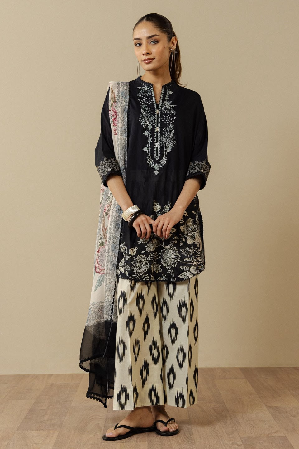 Coco Prints Vol-03 2026 by Zara Shahjahan | CASSIA-10B