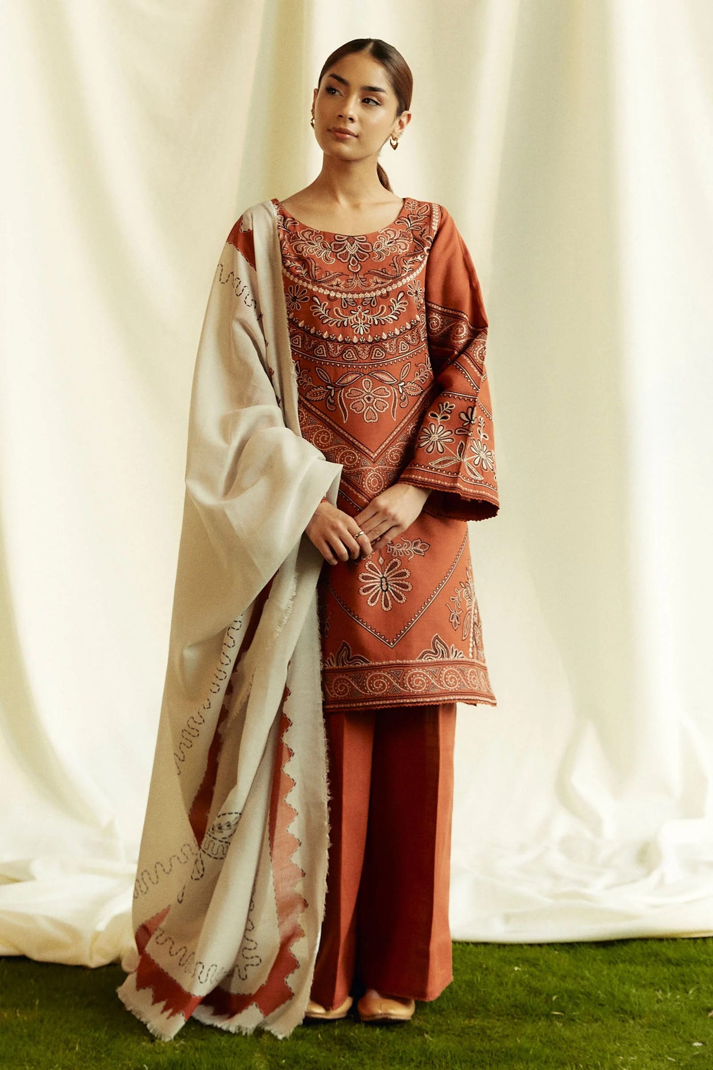 Coco Winter Unstitched 2024 by Zara Shahjahan | 4B