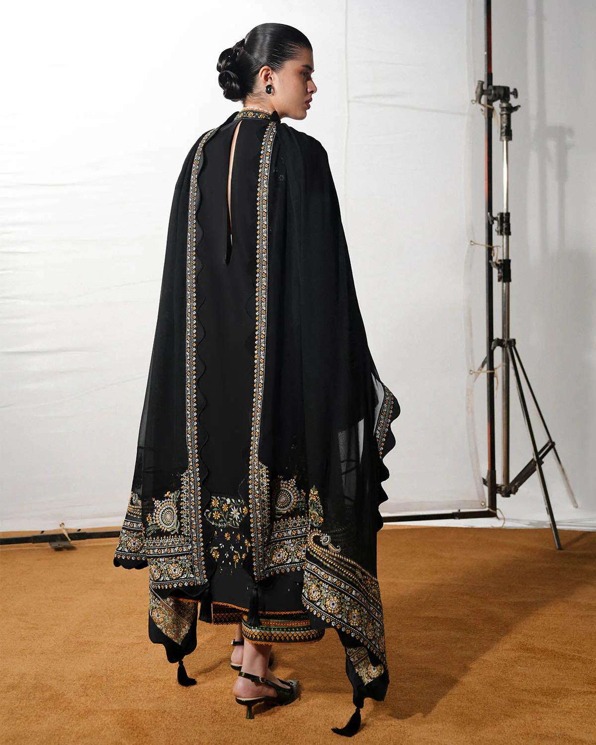 Jugnu Lahore Luxury Lawn 2026 | SS / Edit 1 - RANI