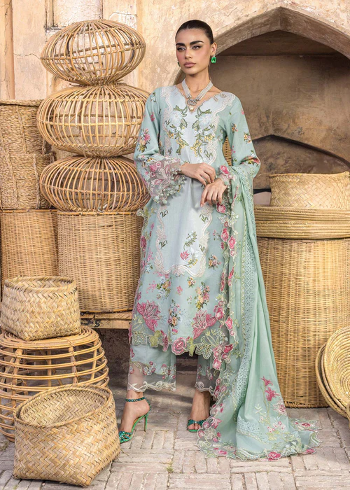 Saira Shakira Winter Unstitched 2025 | ESMAE-3B