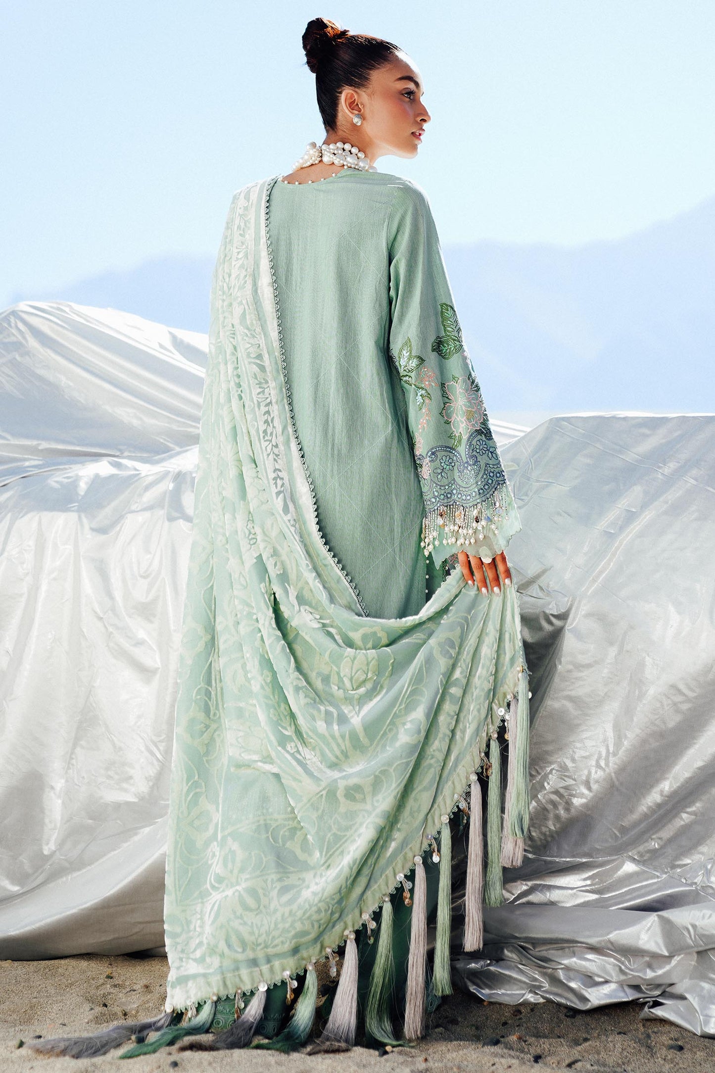 Sana Safinaz Luxury Winter 2024 - S241-005A